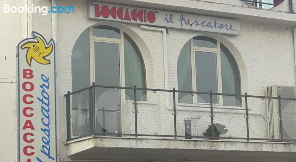 Albergo Boccaccio Villa San Giovanni Bagian luar foto