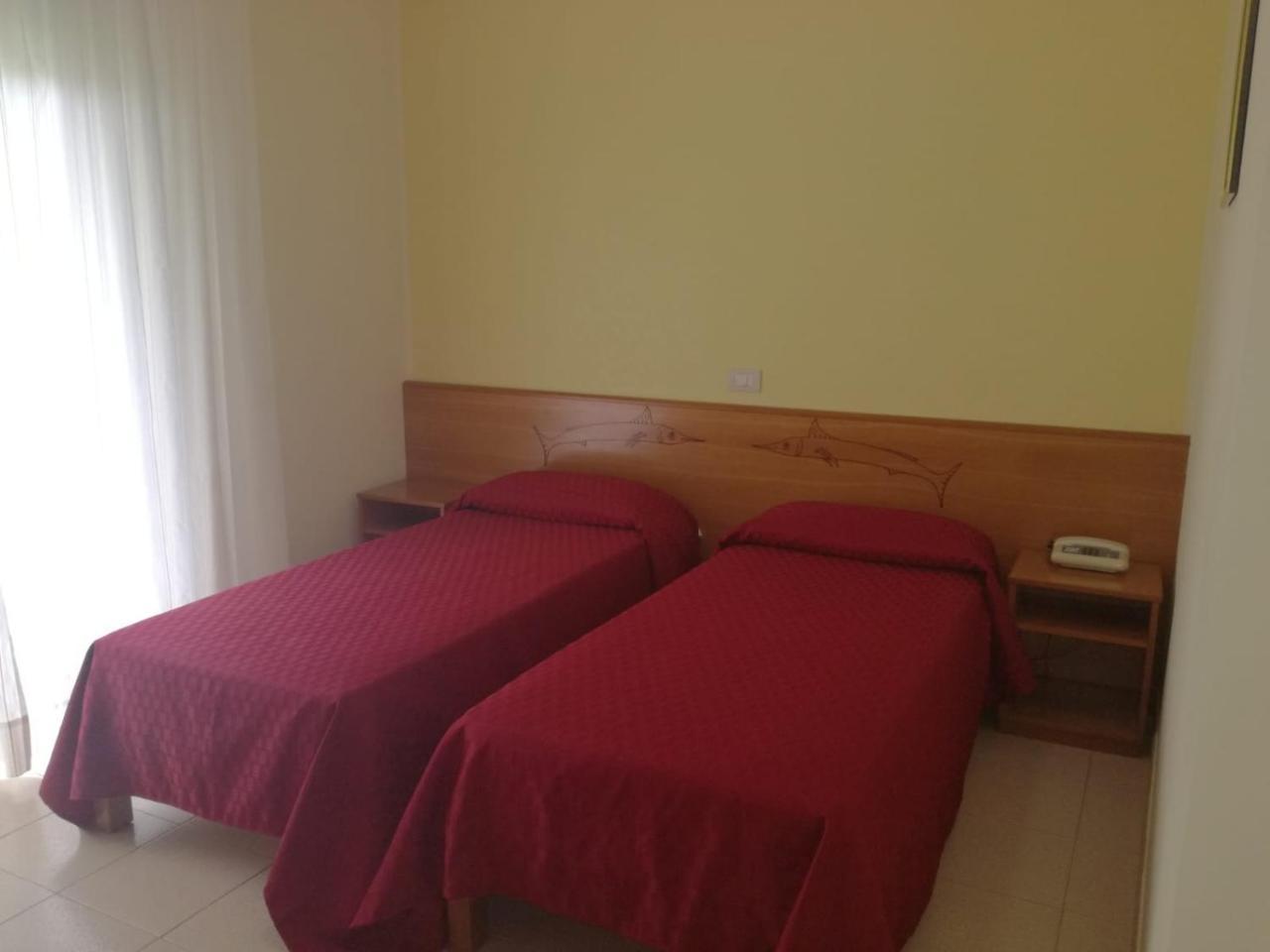 Albergo Boccaccio Villa San Giovanni Bagian luar foto